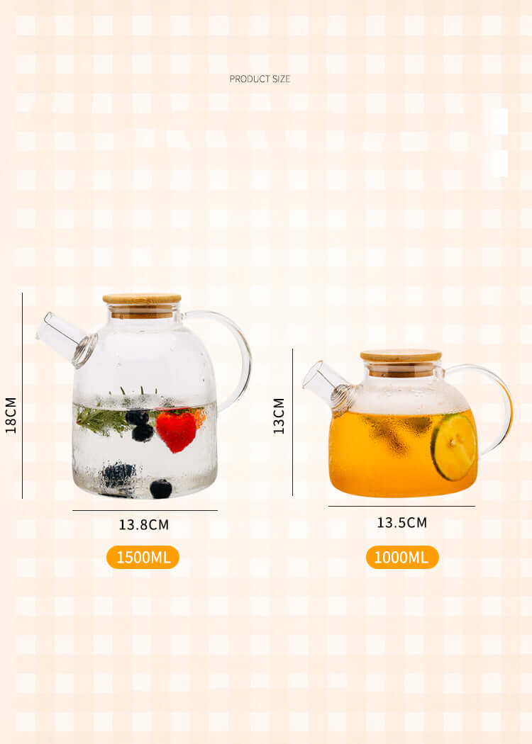 Nordic style glass teapots with bamboo lids, showcasing 1000ML and 1500ML sizes, filled with fruits.