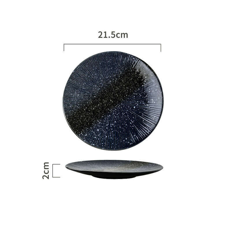 Japanese ceramic plate, 21.5cm diameter, stylish design, ideal for serving omelets and other dishes.