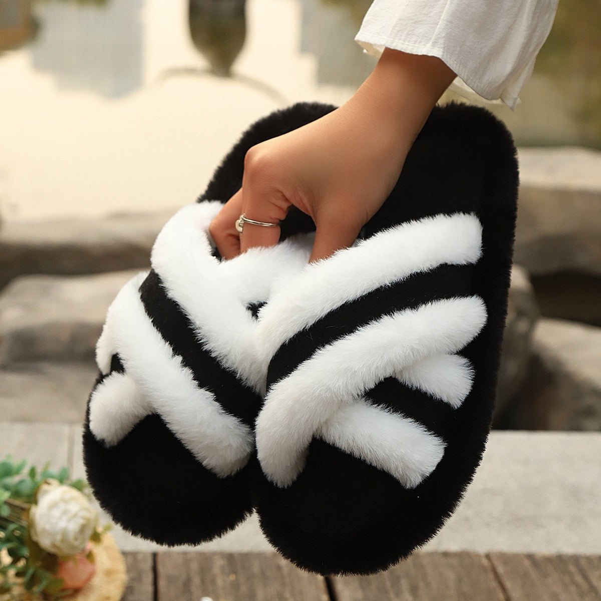 Fluffy Slippers Cross Strap Stitching Warm Casual Platform Slippers - DBMP Shop