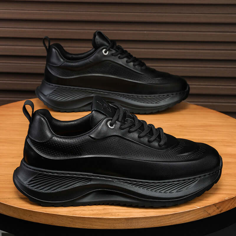 Men's black thick-soled sports shoes, lace-up casual sneakers, stylish and breathable design.