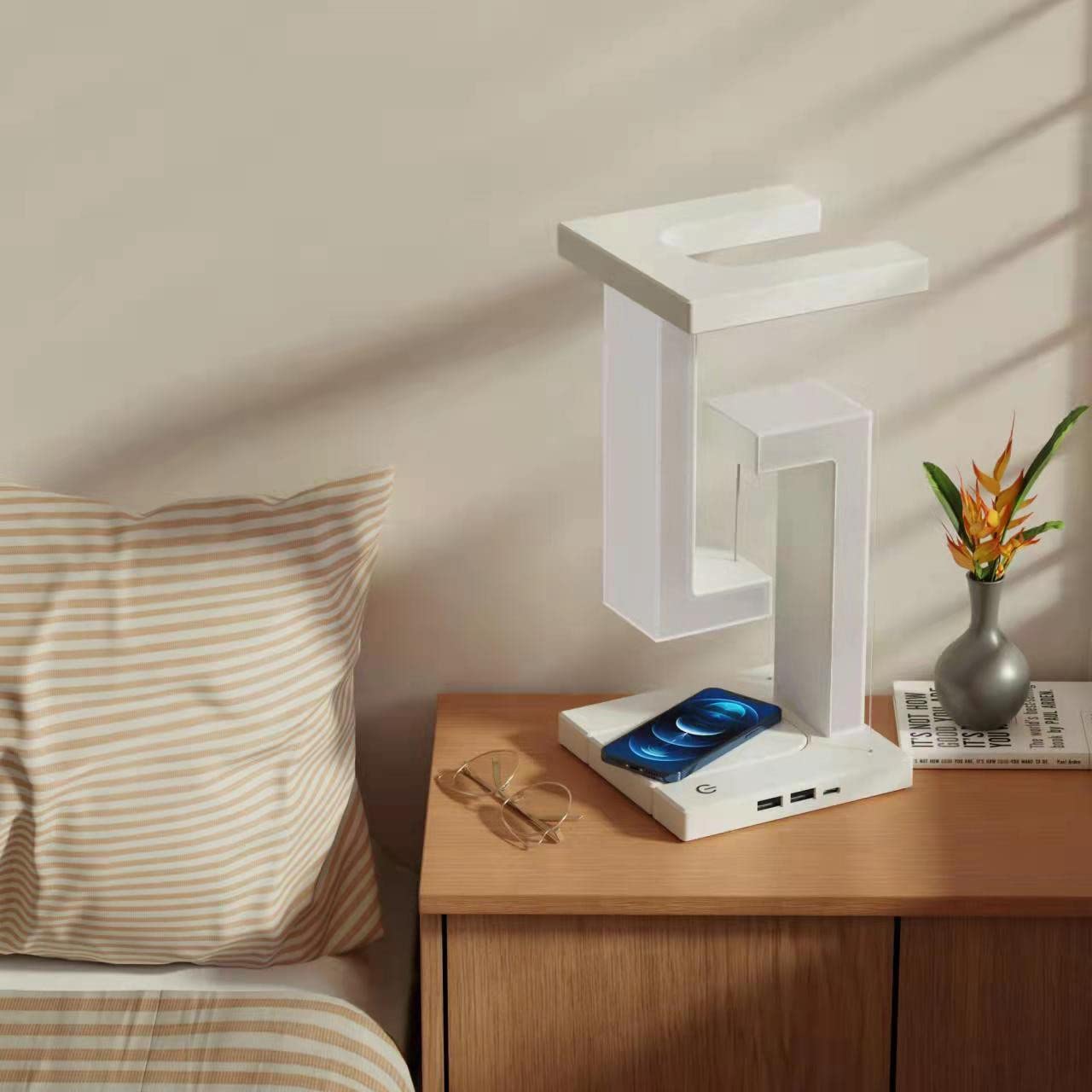 Creative Smartphone Wireless Charging Suspension Table Lamp Balance Lamp Floating For Home Bedroom - DBMP Shop