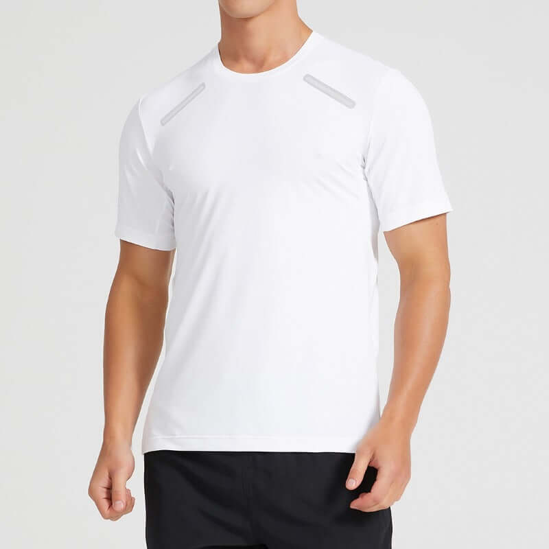 Men's quick-drying outdoor T-shirt in white, short sleeves, perfect for active wear and casual outings.
