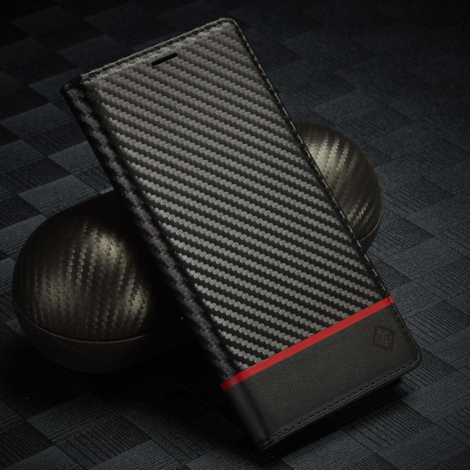 Leather case with carbon fiber design, magnetic closure, trendy handmade flip style, compatible with Apple phones.