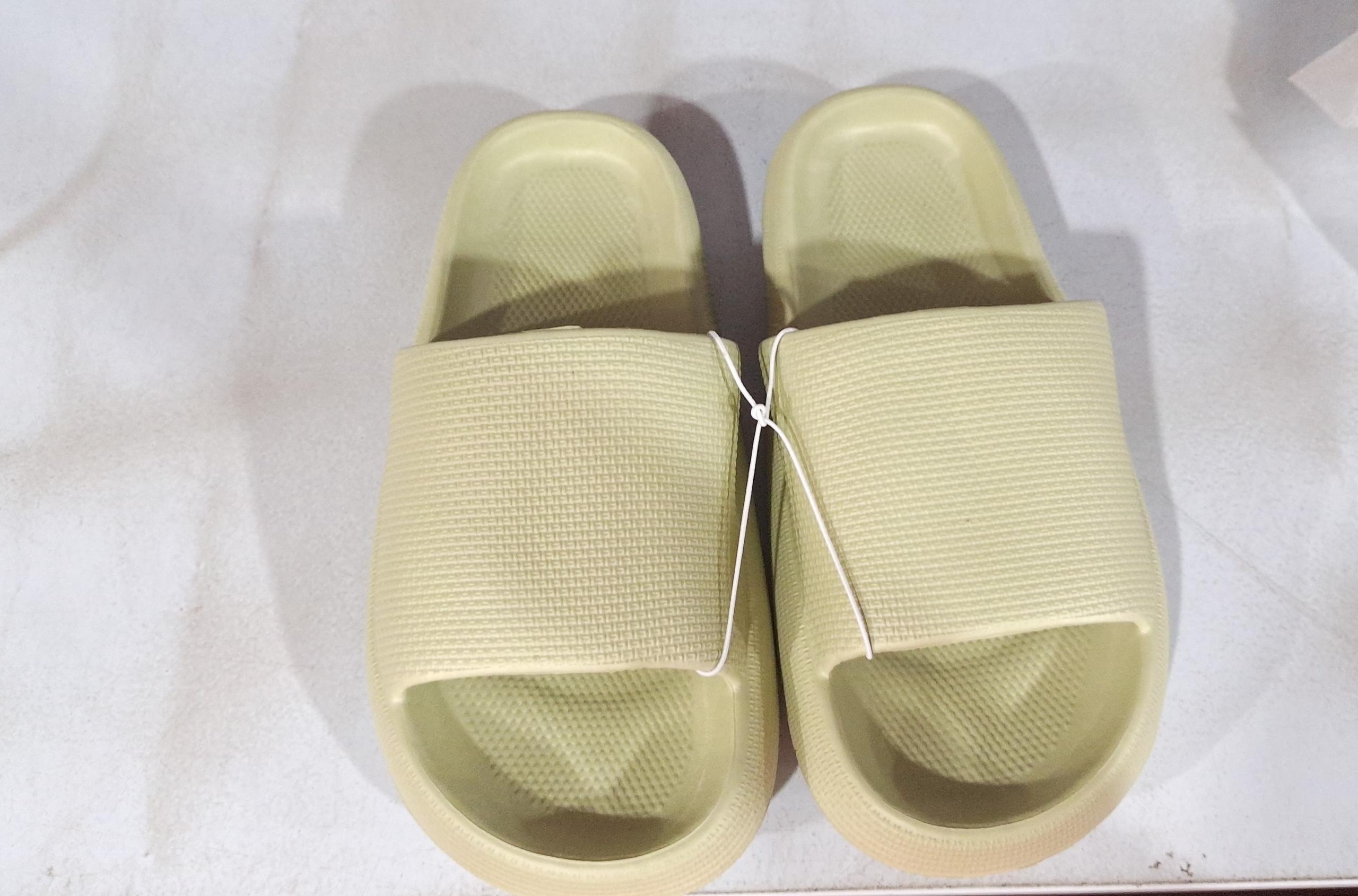 Soft Home Couple Slippers - DBMP (Electronics And More Store)